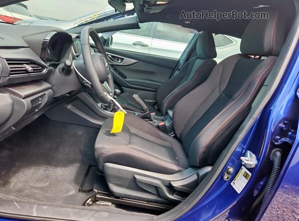 JF1VBAH65R9805313 2024 SUBARU WRX Синий Вид салона спереди