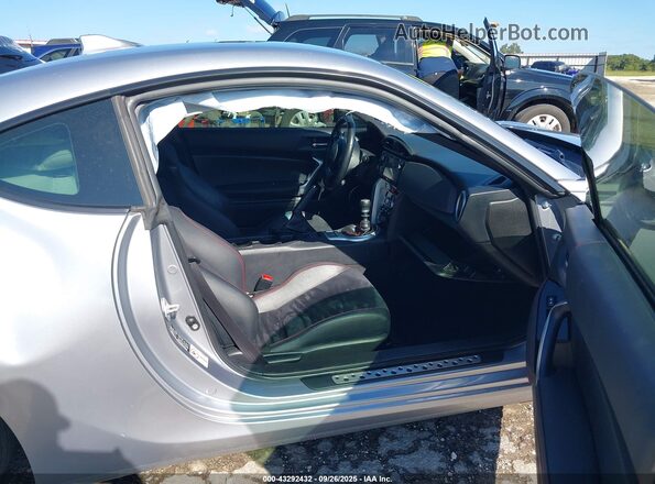 JF1ZCAC11K9601706 2019 SUBARU BRZ Silver Սալոնի դիմացի տեսք