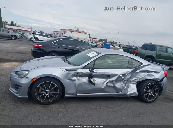 JF1ZCAC12H8604192 2017 SUBARU BRZ Silver 