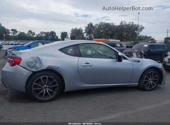 JF1ZCAC12H8604192 2017 SUBARU BRZ Silver 