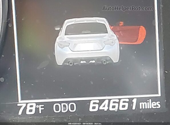 JF1ZCAC12H8604192 2017 SUBARU BRZ Silver 