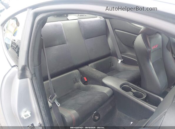 JF1ZCAC12H8604192 2017 SUBARU BRZ Silver 