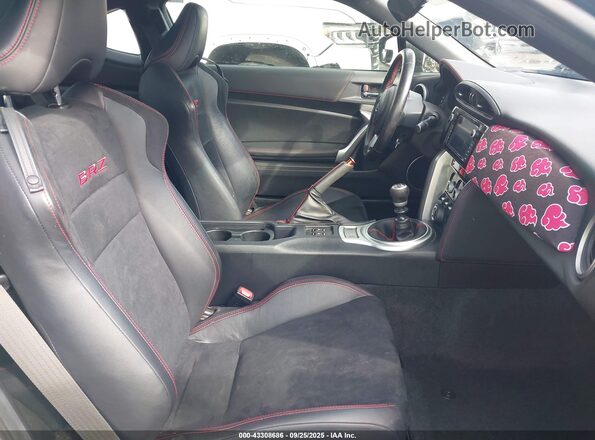 JF1ZCAC16L9701091 2020 SUBARU BRZ White Front interior view