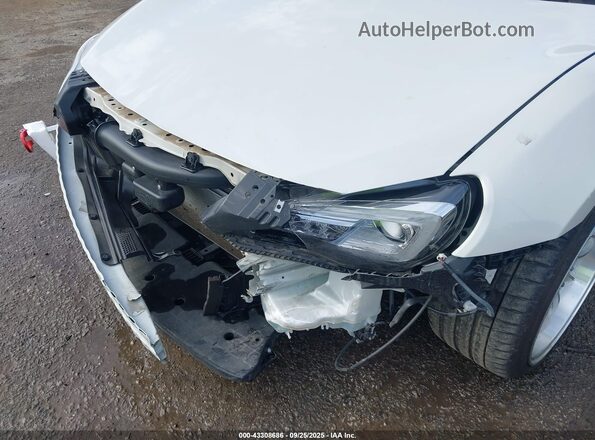 JF1ZCAC16L9701091 2020 SUBARU BRZ White Front view