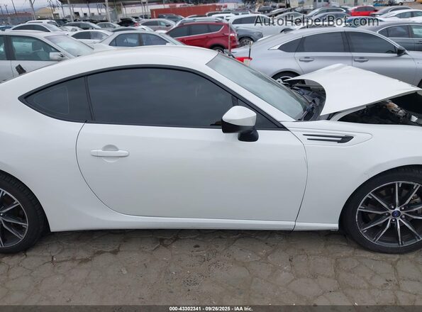 JF1ZCAC1XJ8602180 2018 SUBARU BRZ White Вид щитка приладів