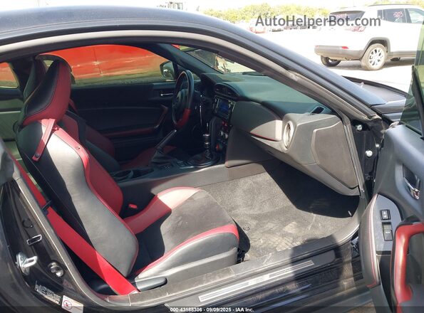 JF1ZCAD10J9600673 2018 SUBARU BRZ Черный 