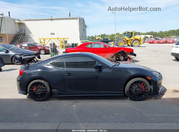 JF1ZCAD10J9600673 2018 SUBARU BRZ Черный 