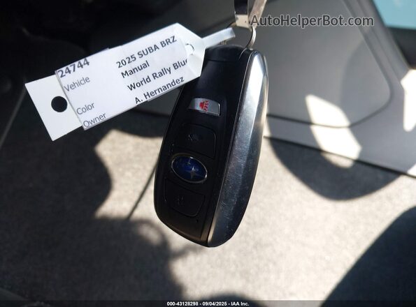 JF1ZDBB16S9702664 2025 SUBARU BRZ Blue Առջևի վահանակի տեսք
