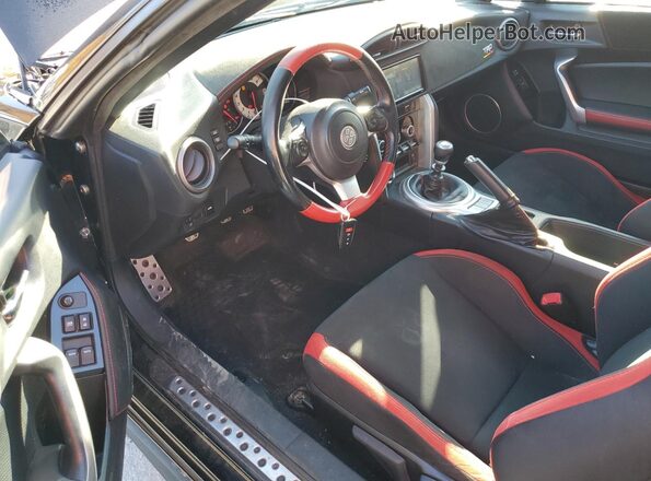 JF1ZNAE1XK9702296 2019 TOYOTA 86 Black 