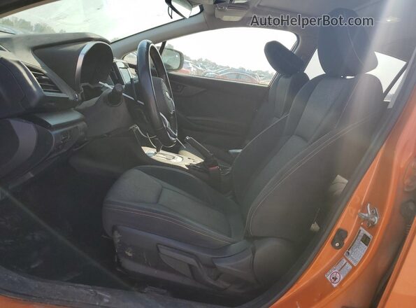 JF2GTADC2JH315192 2018 SUBARU CROSSTREK Orange 