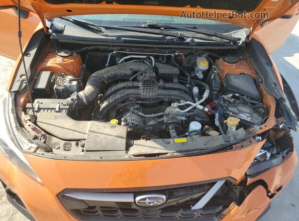 JF2GTADC2JH315192 2018 SUBARU CROSSTREK Orange 
