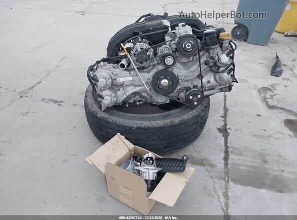 JF2GTAEC3M8333056 2021 SUBARU CROSSTREK Серебряный 