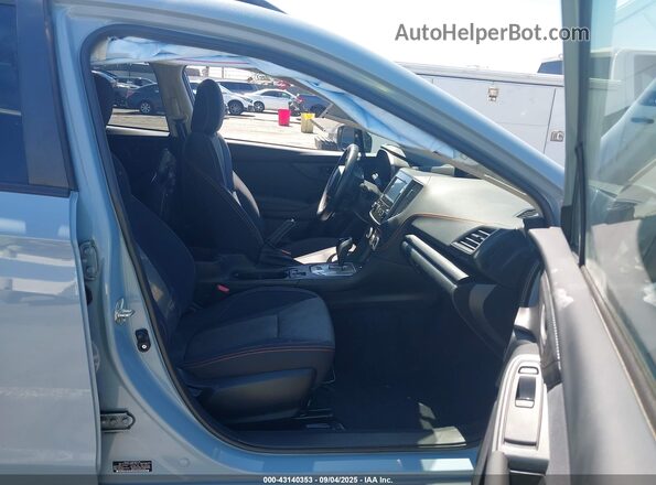 JF2GTAEC8N8235612 2022 SUBARU CROSSTREK Серый Вид салона спереди