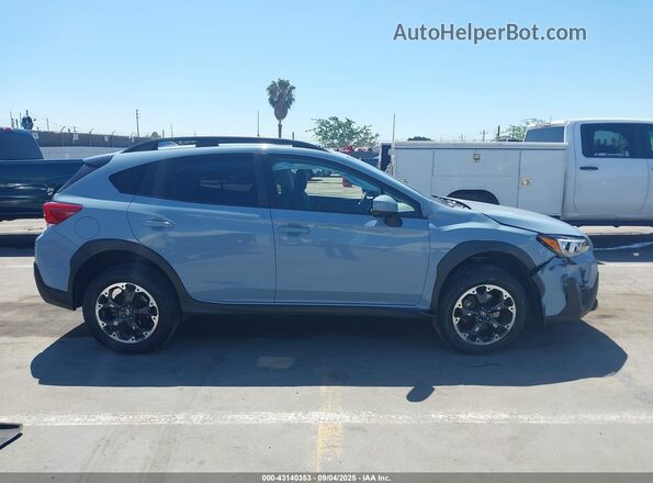 JF2GTAEC8N8235612 2022 SUBARU CROSSTREK Серый Вид задней части салона
