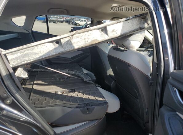 JF2GTAJC3J8237736 2018 SUBARU CROSSTREK Gray 