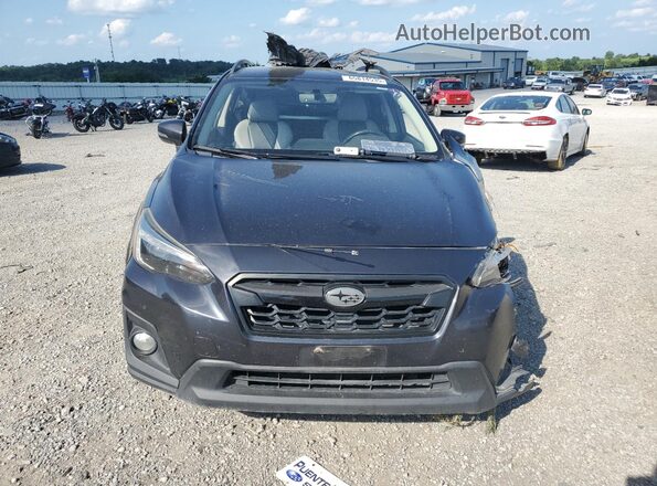 JF2GTAJC3J8237736 2018 SUBARU CROSSTREK Gray 