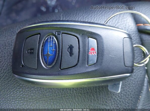 JF2GTAMC9L8208630 2020 SUBARU CROSSTREK Серебряный Вид панели приборов
