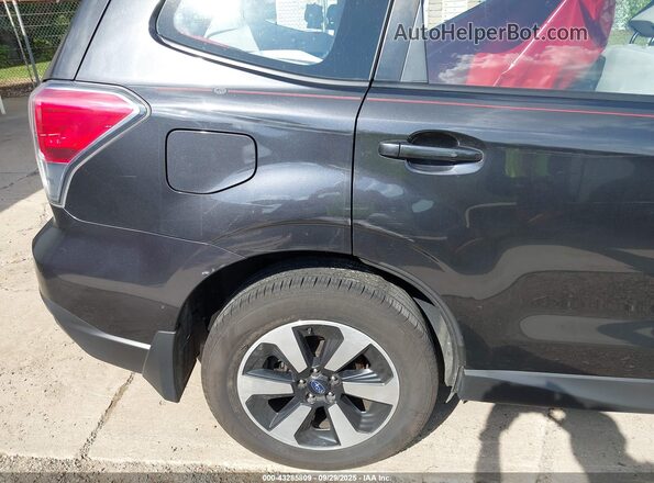 JF2SJABC5JH405648 2018 SUBARU FORESTER 2.5 Black 