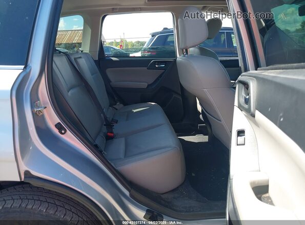 JF2SJAJC2JH449477 2018 SUBARU FORESTER 2.5 Silver 