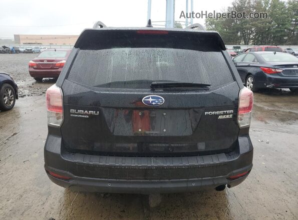 JF2SJAWC4HH811960 2017 SUBARU FORESTER 2.5I TO Black უკანა ხედი