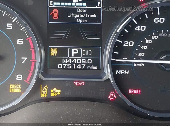 JF2SJGWC3JH557229 2018 SUBARU FORESTER2. Black 