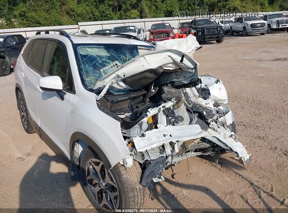 JF2SKADC4RH461313 2024 SUBARU FORESTER Белый 