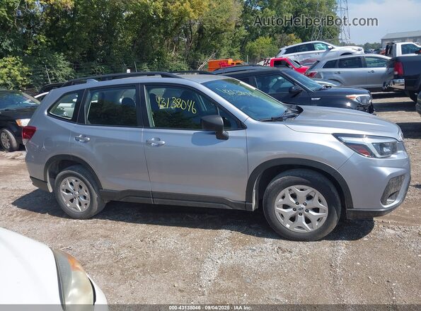 JF2SKADC9MH429711 2021 SUBARU FORESTER Серебряный Вид задней части салона