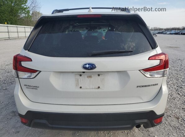 JF2SKAGC4LH545988 2020 SUBARU FORESTER White Widok z tyłu