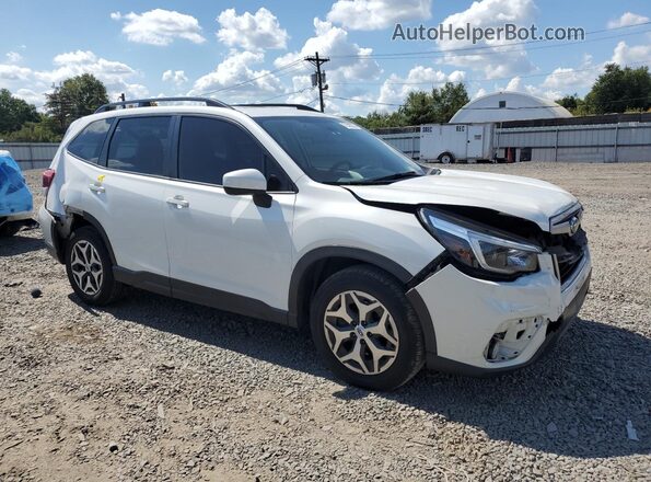 JF2SKAJC4MH442953 2021 SUBARU FORESTER White 
