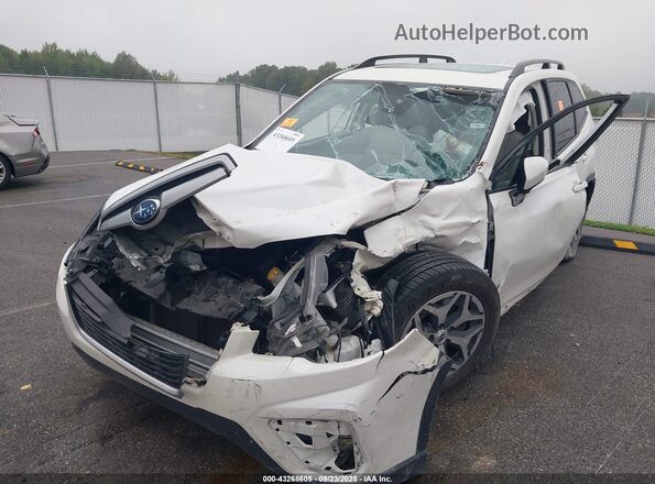 JF2SKAJC8LH554475 2020 SUBARU FORESTER White Widok z przodu