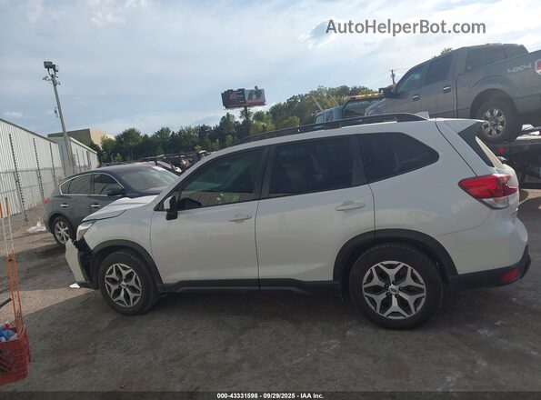 JF2SKAJC9LH451646 2020 SUBARU FORESTER White Սալոնի 360 աստիճան տեսք