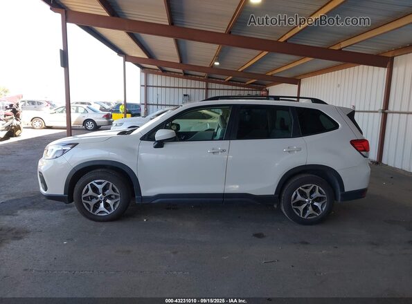 JF2SKAJC9LH556882 2020 SUBARU FORESTER White Widok wnętrza 360 stopni