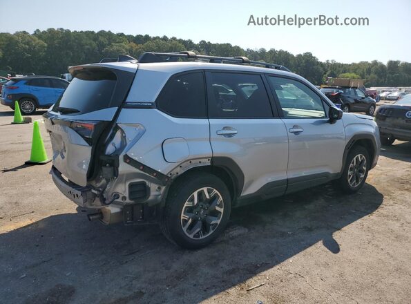 JF2SLDDC4SH483252 2025 SUBARU FORESTER Silver 