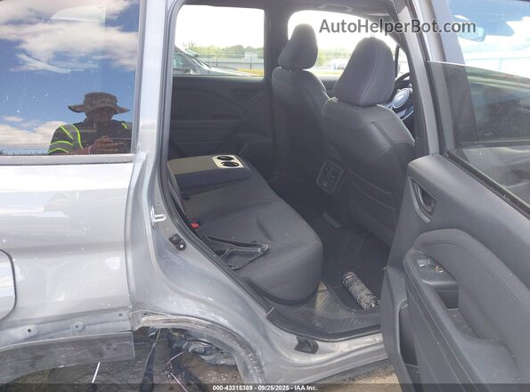 JF2SLDDCXSH528582 2025 SUBARU FORESTER Gray Vista de la etiqueta del VIN