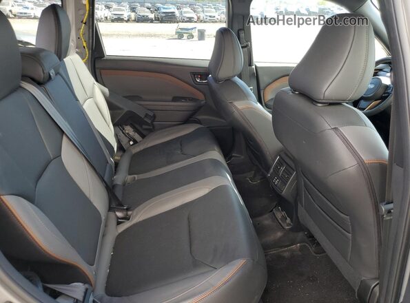 JF2SLDHC9SH555590 2025 SUBARU FORESTER Silver 