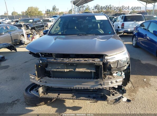 JF2SLDTC4SH483561 2025 SUBARU FORESTER Pewter Widok wnętrza z tyłu