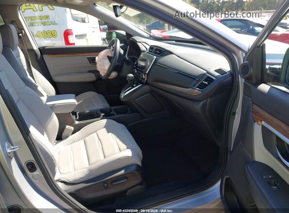 JHLRW2H82KX001367 2019 HONDA CR-V Silver Front interior view