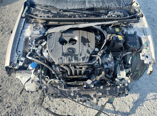 JM1BPABM6S1763888 2025 MAZDA 3 Gold Вид задньої частини салону