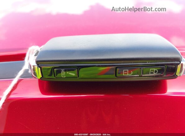 JM1BPAKM6P1604733 2023 MAZDA 3 Red Vista del salpicadero