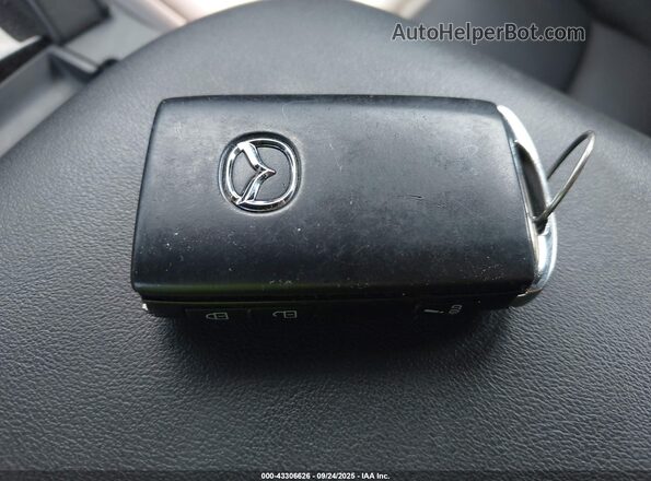 JM1BPBJY2M1335216 2021 MAZDA 3 Gray Vista del salpicadero