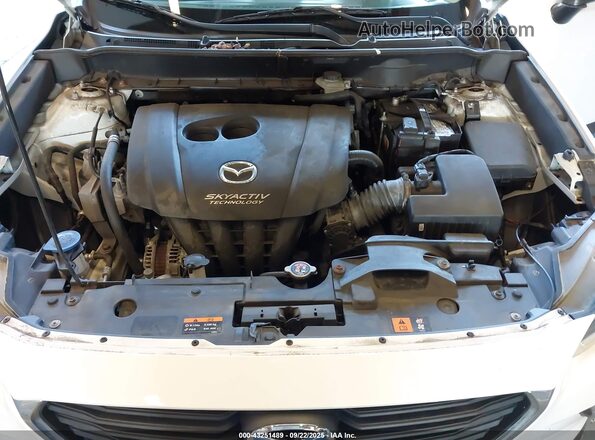 JM1DKFB7XH0167230 2017 MAZDA CX-3 White 