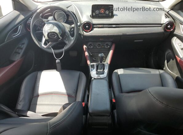JM1DKFC71H0175215 2017 MAZDA CX-3 Gray 
