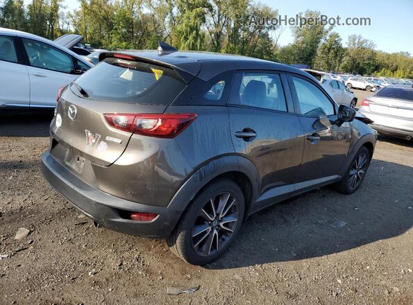 JM1DKFC73J0327646 2018 MAZDA CX-3 Gray 