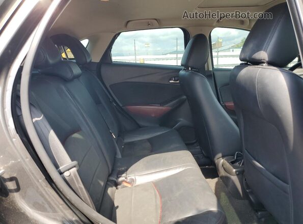 JM1DKFD70J0318272 2018 MAZDA CX-3 Серый 