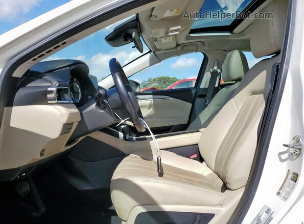 JM1GL1VM5M1603713 2021 MAZDA 6 White Vista interior delantera