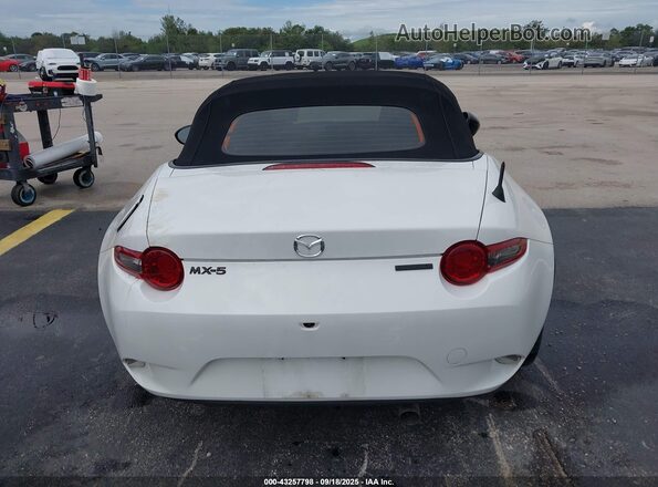 JM1NDAB77M0451927 2021 MAZDA MX-5 MIATA White 