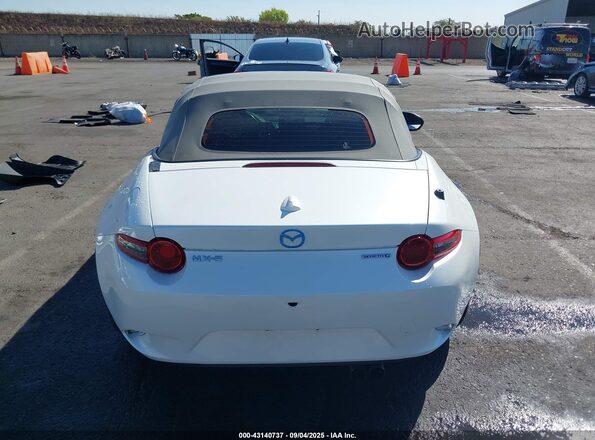 JM1NDAD75M0453897 2021 MAZDA MX-5 MIATA White 