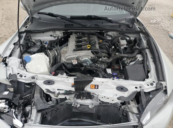 JM1NDAD7XJ0201896 2018 MAZDA MX-5 White Vista interior trasera