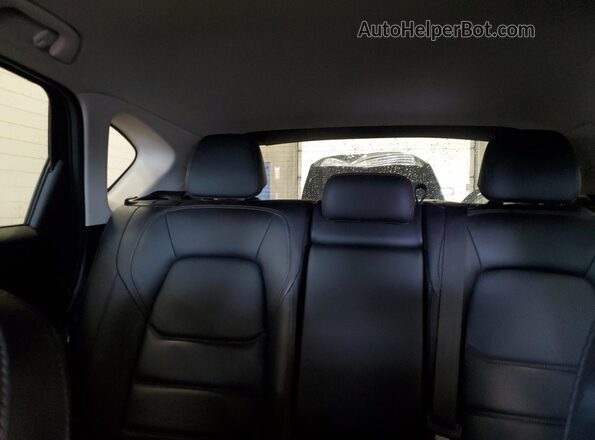 JM3KFBAYXL0853167 2020 MAZDA CX-5 Красный Вид задних сидений
