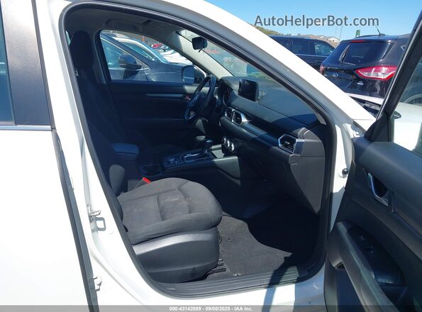 JM3KFBBM4M0325329 2021 MAZDA CX-5 White Widok wnętrza z przodu